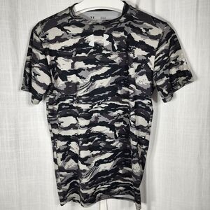 Under Armour Men's Camouflage Compression T-Shirt - Black and Gray